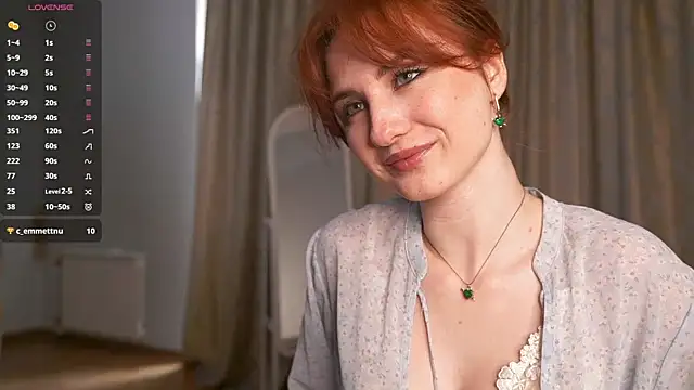 EsmaCrumbley online show from 03.08.25