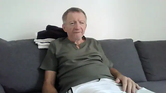 naturiste974 online show from 06.04.26