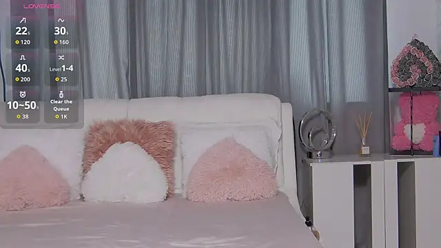 Snapshot of AddaMantia chatting on 04.02.26 AddaMantia online show from 04.02.26