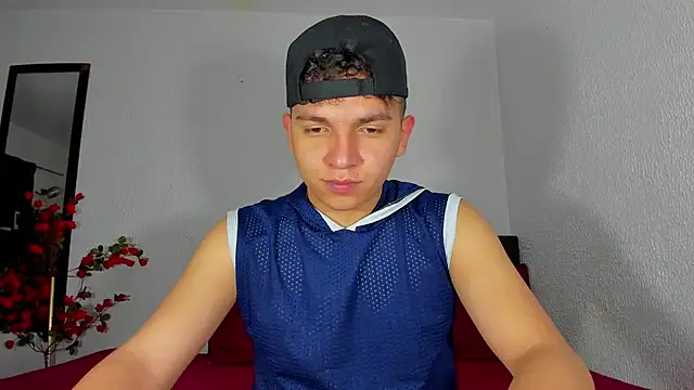 Snapshot of Danielbluestar chatting on 02.26.25 Danielbluestar online show from 02.26.25