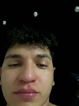 Snapshot of Danielbluestar chatting on 09.17.25 Danielbluestar online show from 09.17.25