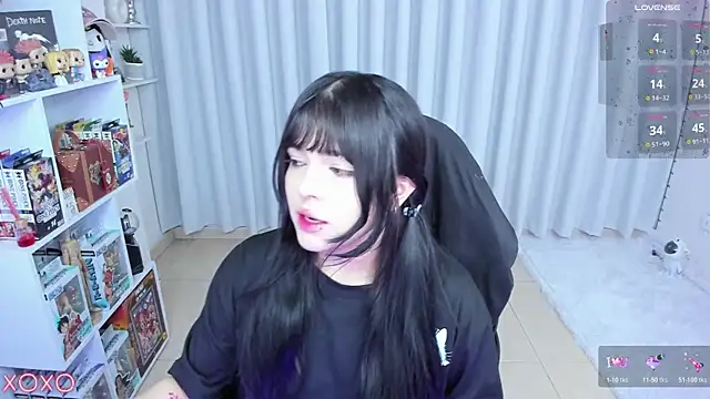 misshoneyxxx online show from 05.12.26
