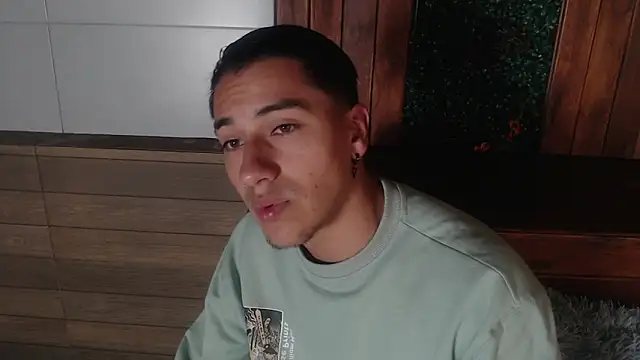 Andy Joy  online show from 11.03.25