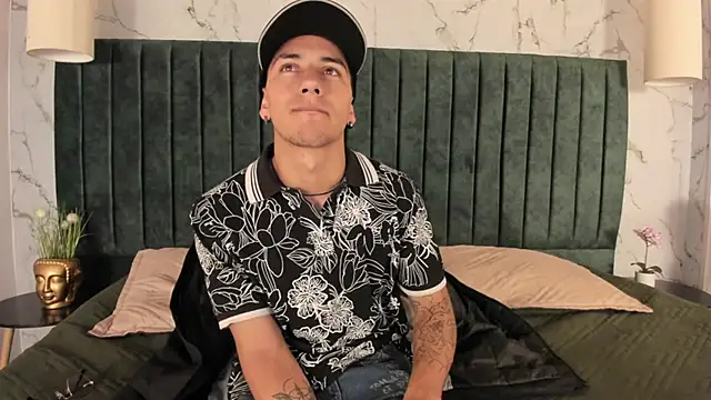 Andy Joy  online show from 01.15.26