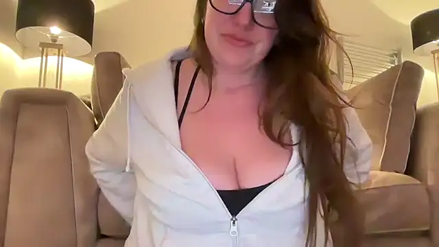 Snapshot of Miss_Stassi chatting on 01.26.25 Miss Stassi online show from 01.26.25