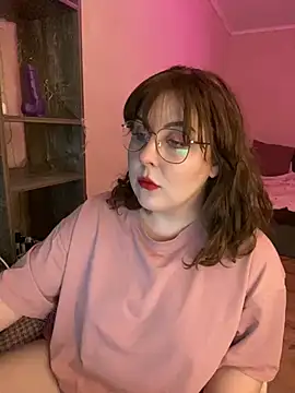 Snapshot of cinnabon_ chatting on 02.24.25 cinnabon  online show from 02.24.25