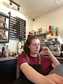 cinnabon  online show from 04.22.26