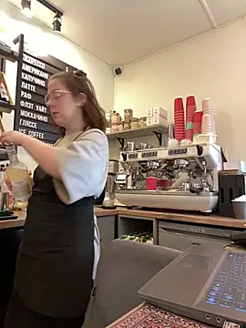 cinnabon  online show from 04.28.26