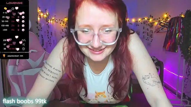 Snapshot of KrisTyBooBsin chatting on 02.15.25 KrisTyBooBsin online show from 02.15.25