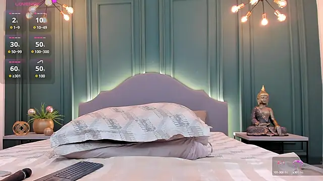 Snapshot of rubyhill_2711 chatting on 01.07.25 rubyhill 2711 online show from 01.07.25