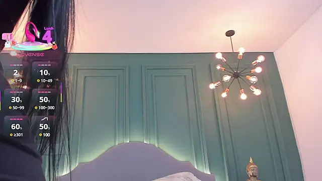 Snapshot of rubyhill_2711 chatting on 02.27.25 rubyhill 2711 online show from 02.27.25