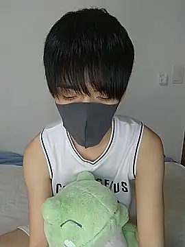 Snapshot of itsme_LEON chatting on 01.13.25 itsme LEON online show from 01.13.25