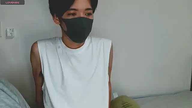 Snapshot of itsme_LEON chatting on 09.13.25 itsme LEON online show from 09.13.25