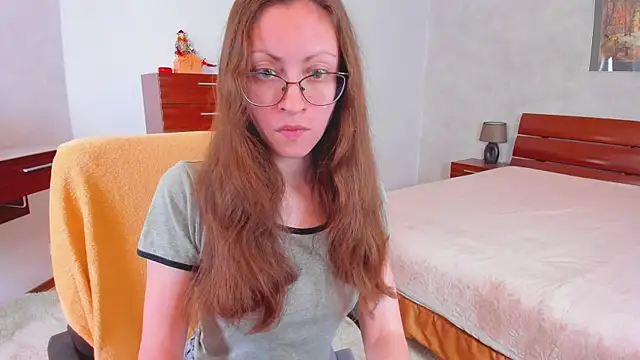 Pantyhose Mila online show from 06.15.26