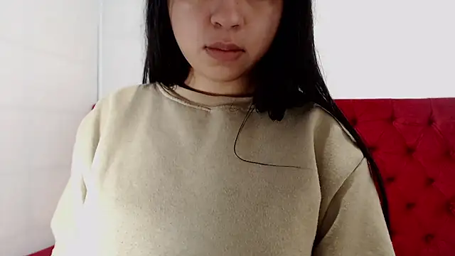 Snapshot of CarolineBrunx chatting on 02.14.25 CarolineBrunx online show from 02.14.25