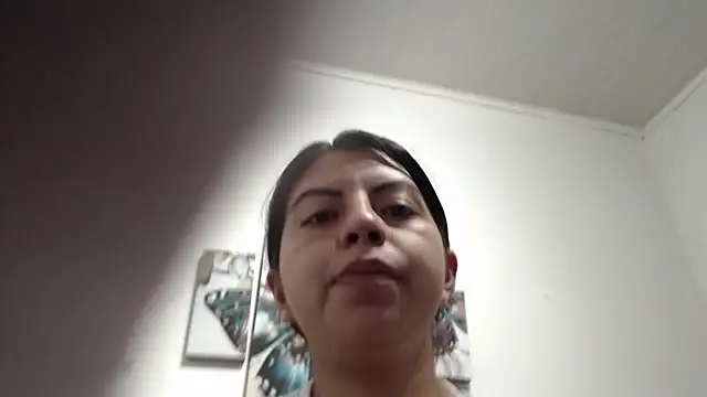 Snapshot of CarolineBrunx chatting on 03.08.25 CarolineBrunx online show from 03.08.25