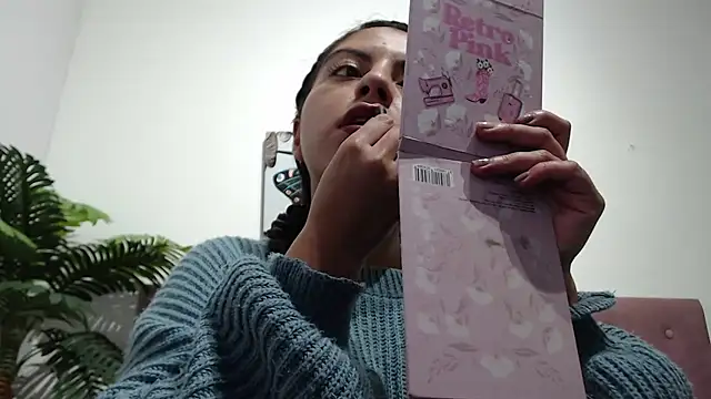 Snapshot of CarolineBrunx chatting on 03.13.25 CarolineBrunx online show from 03.13.25