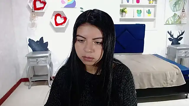 Snapshot of CarolineBrunx chatting on 10.03.25 CarolineBrunx online show from 10.03.25