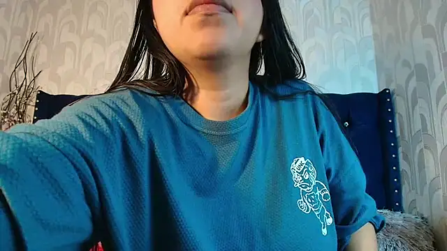 Snapshot of CarolineBrunx chatting on 02.08.26 CarolineBrunx online show from 02.08.26