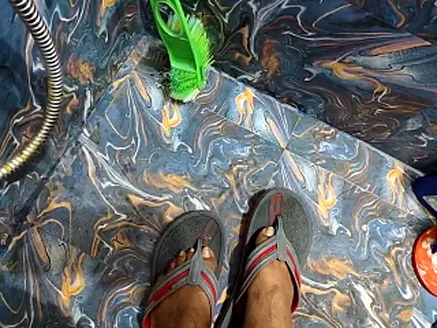 Snapshot of Ishan003 chatting on 12.20.25 Ishan003 online show from 12.20.25