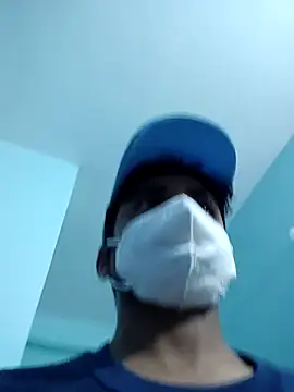 Snapshot of Ishan003 chatting on 12.21.25 Ishan003 online show from 12.21.25