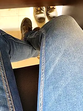 Snapshot of Ishan003 chatting on 03.08.26 Ishan003 online show from 03.08.26