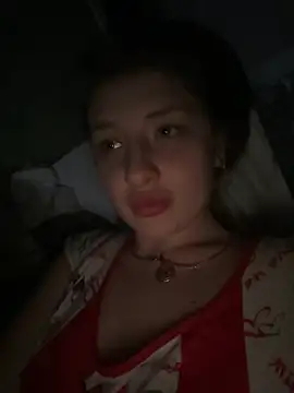 Snapshot of sexyy_girl_ chatting on 01.14.25 sexyy girl online show from 01.14.25