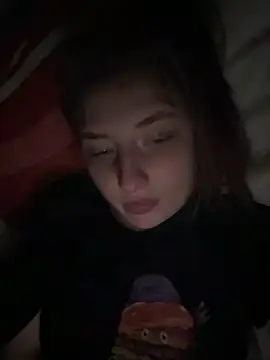 Snapshot of sexyy_girl_ chatting on 02.19.25 sexyy girl online show from 02.19.25