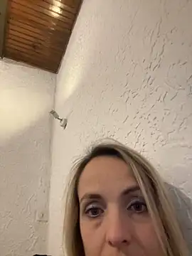 Annelibre online show from 01.14.25