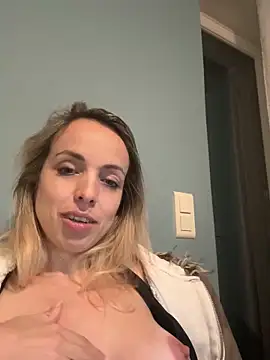 Annelibre online show from 11.01.25