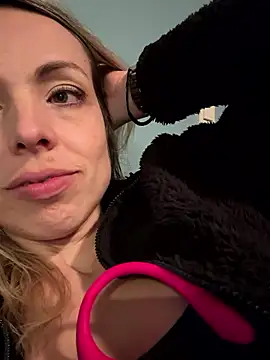 Annelibre online show from 11.30.25