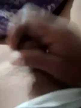 Snapshot of m4ti-hot chatting on 11.27.25 m4ti-hot online show from 11.27.25