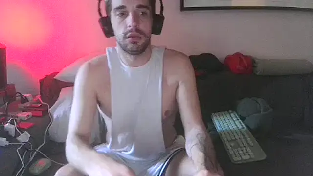 Snapshot of SirCharlesXXX chatting on 01.08.25 SirCharlesXXX online show from 01.08.25