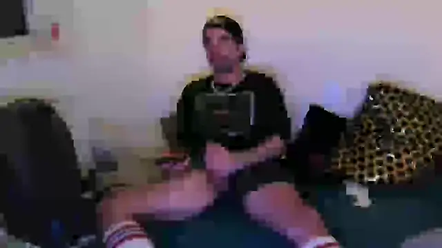 Snapshot of SirCharlesXXX chatting on 01.31.25 SirCharlesXXX online show from 01.31.25