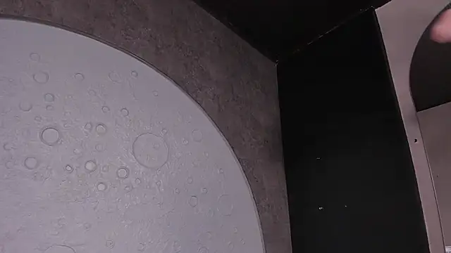 Snapshot of MilaHal_ chatting on 02.08.25 MilaHal online show from 02.08.25