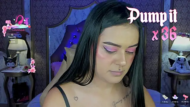 SoffiQueen online show from 04.29.26
