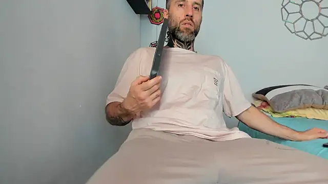 Snapshot of Antoniohot2024 chatting on 02.22.25 Antoniohot2024 online show from 02.22.25