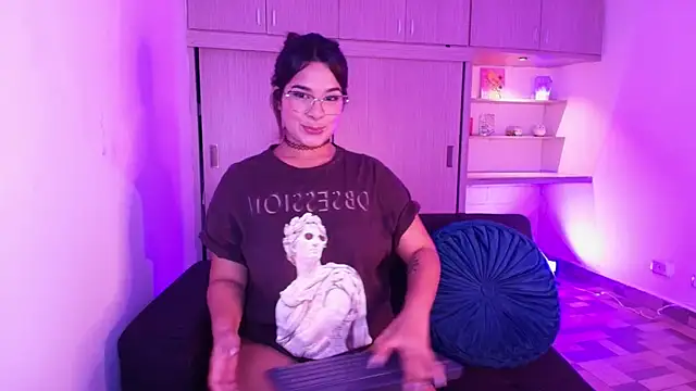 Shenoa1 online show from 03.12.25