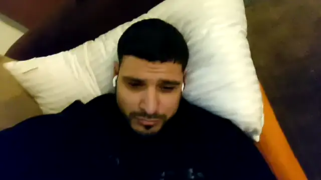 Insaneskillzz69 online show from 02.19.25