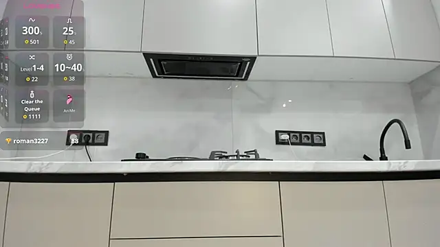 Mia Meow  online show from 10.07.25