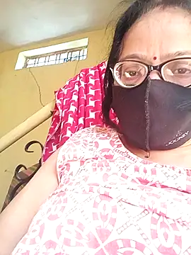 Snapshot of heenage chatting on 02.08.26 heenage online show from 02.08.26