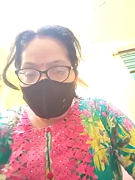 Snapshot of heenage chatting on 03.13.26 heenage online show from 03.13.26