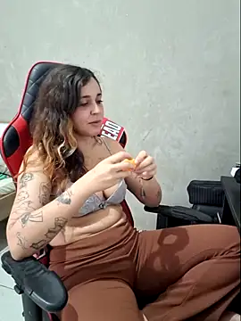luuhcat09 online show from 06.18.26