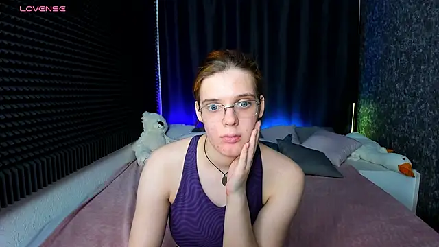 KIKI Krash online show from 01.10.25