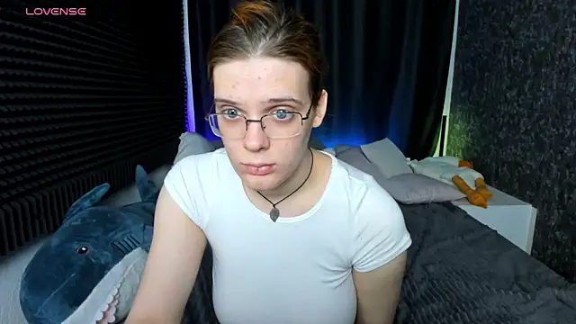 KIKI Krash online show from 01.25.25