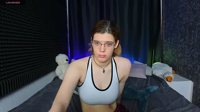 KIKI Krash online show from 02.04.25