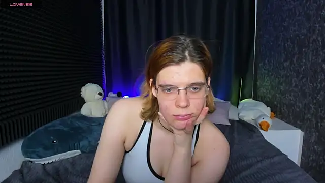 KIKI Krash online show from 02.04.25