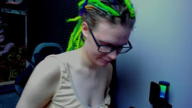 KIKI Krash online show from 09.13.25