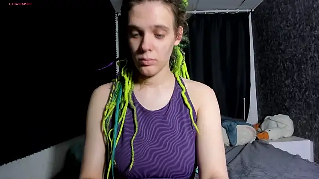 KIKI Krash online show from 12.03.25