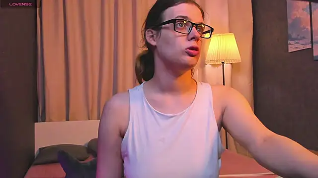 KIKI Krash online show from 04.23.26